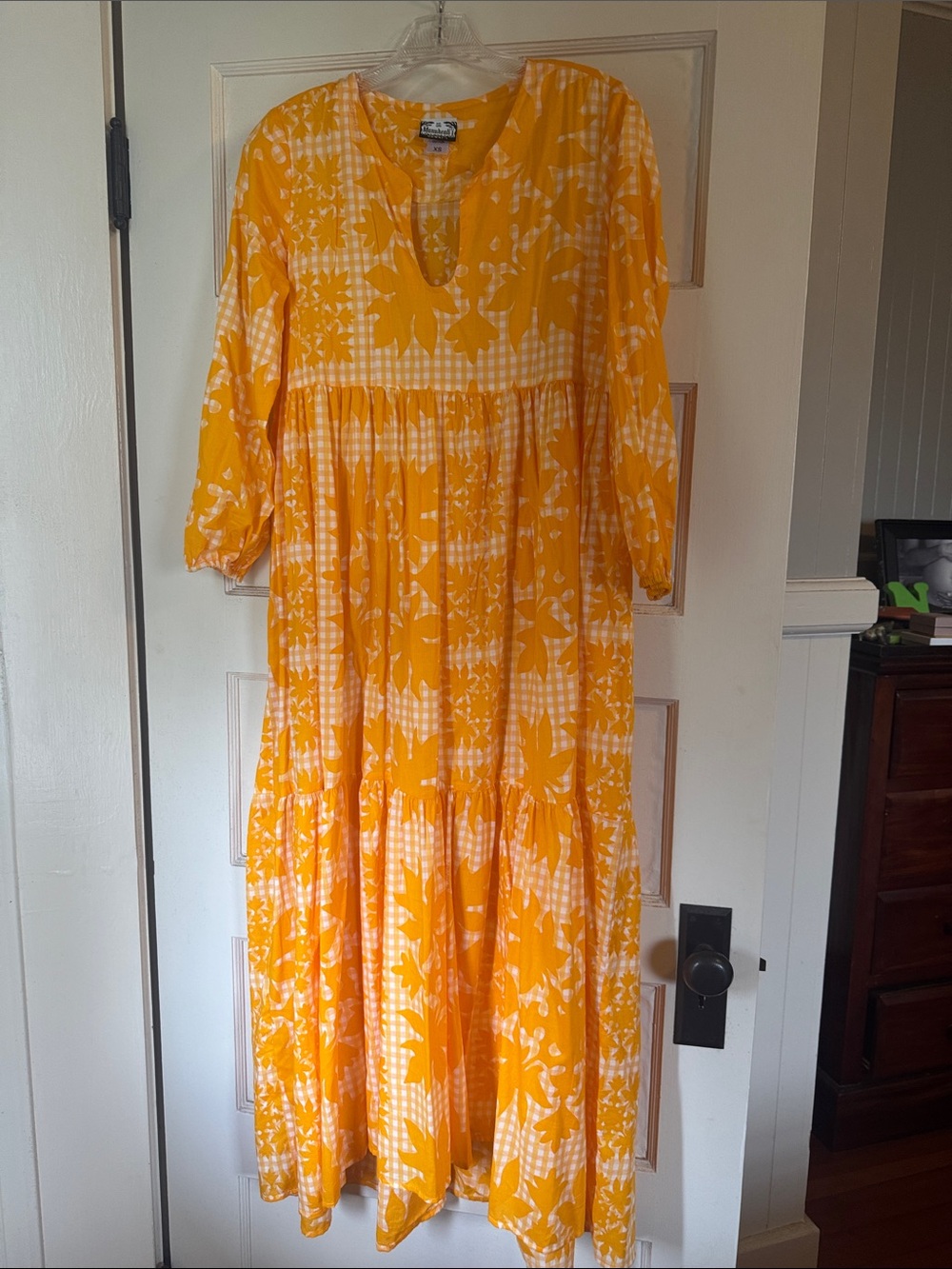 Manuhealii Yellow Gingham Quilt Print Maxi Dress with V-Neckline